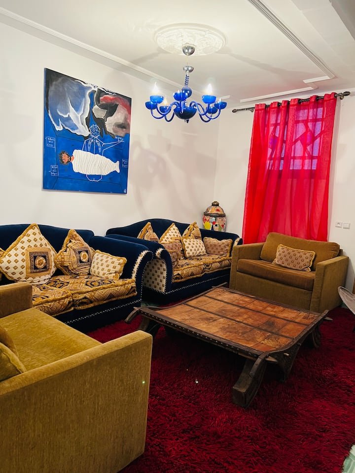 Moroccan Salon